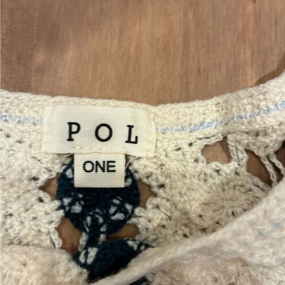POL Cream and Blue Crochet Crop Top - Picture 4 of 6